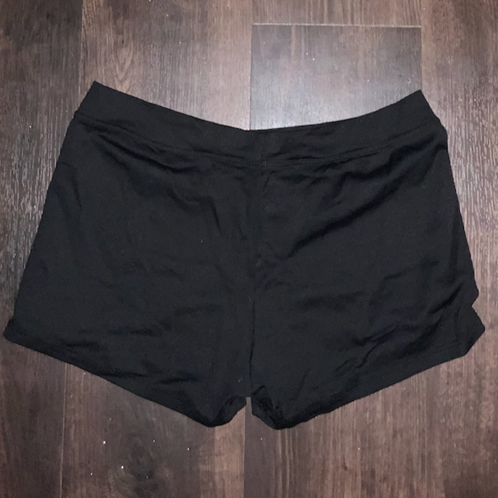Black Mid long dance shorts